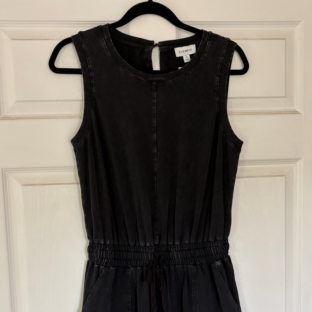 Evereve Black Sleeveless Drawstring Mini Dress
